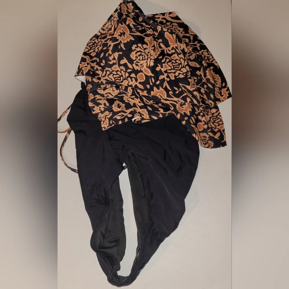 Black and Tan Floral Rose Ruffle Layered Women's One-piece Swimsuit, XXL, NWOT - Picture 11 of 12